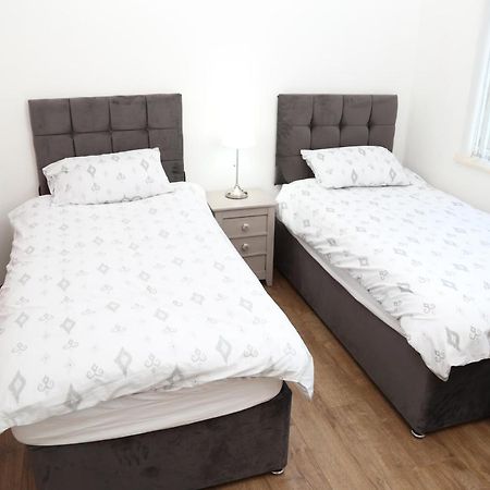 Cosy 3-Bed Bungalow Nec Airport Close To Amenities Birmingham Ngoại thất bức ảnh